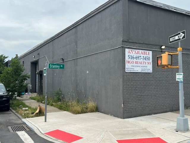 Primary Photo Of 634 Berriman St, Brooklyn Warehouse For Lease