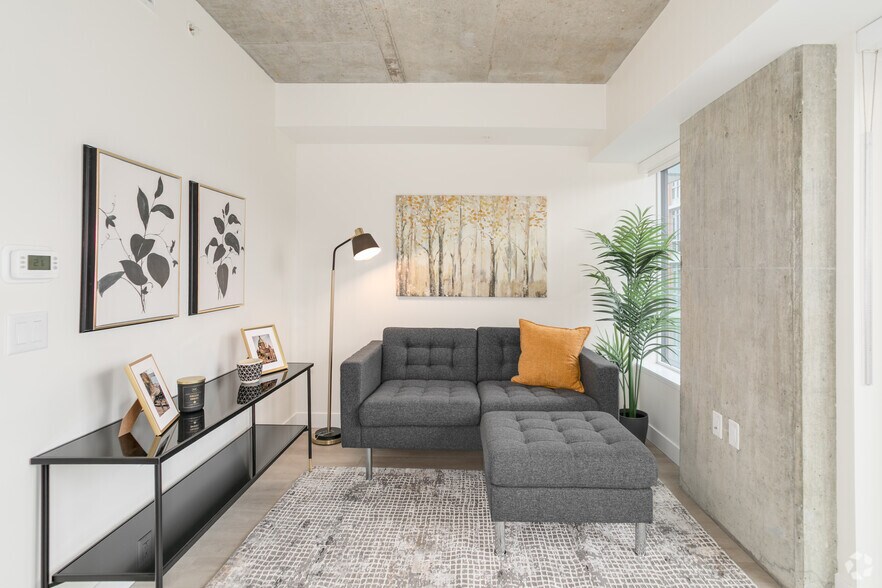 More Photos Of 825 Fort St, Victoria Apartments For Lease