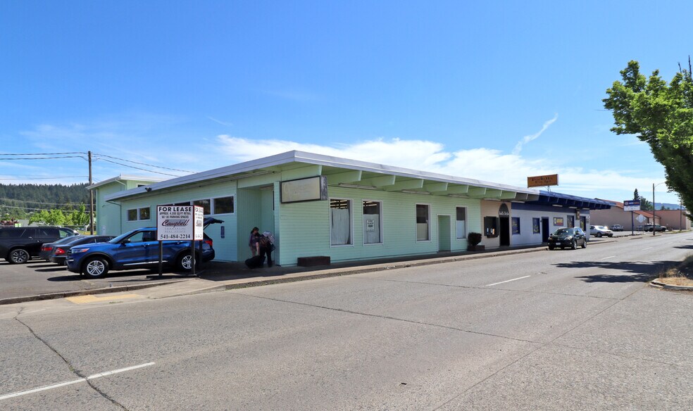 Primary Photo Of 104 S Pacific Hwy, Cottage Grove Unknown For Lease