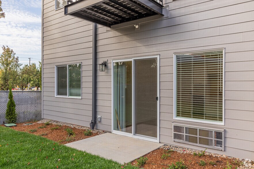 More Photos Of 3254 SE 90th Pl, Portland Apartments For Sale