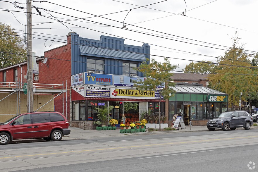 More Photos Of 2386 Lake Shore Blvd W, Toronto Storefront Retail Residential For Lease