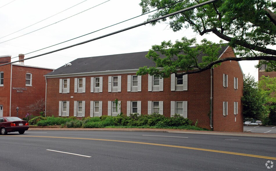 Primary Photo Of , Fairfax Office For Sale