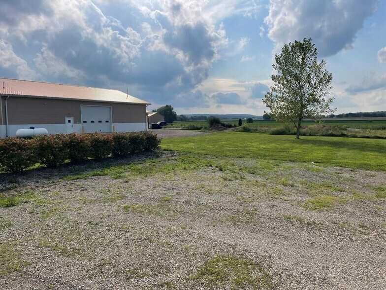 More Photos Of 290 N 2nd St, Frankfort Restaurant For Sale
