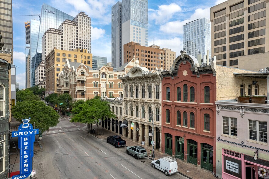 More Photos Of 200 E 6th St, Austin Loft Creative Space For Lease