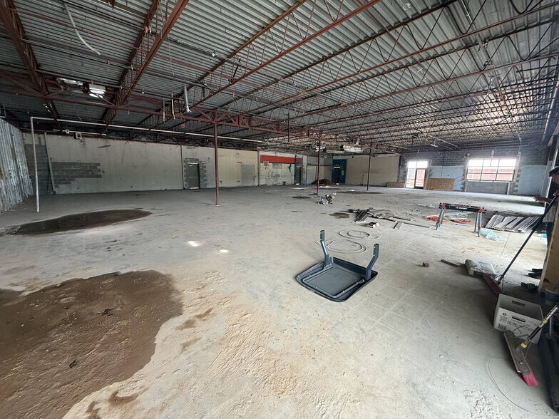 More Photos Of 2600 E Main St, Spartanburg Restaurant For Lease