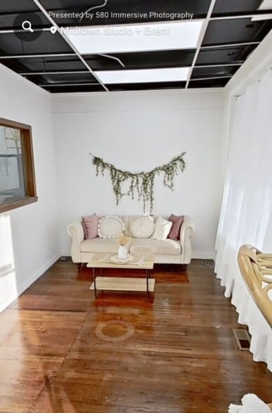 More Photos Of 200 E 14th St, Ada Loft Creative Space For Lease