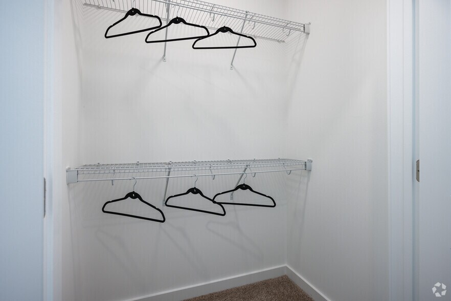 More Photos Of 6800 White Horse Rd, Greenville Apartments For Sale