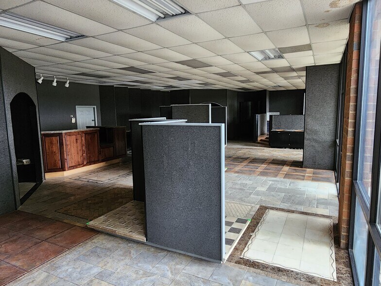 More Photos Of 205 Cleveland Rd, Bogart Office For Lease