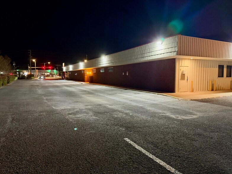 More Photos Of 514 Esther Cut, Fort Walton Beach Office For Sale