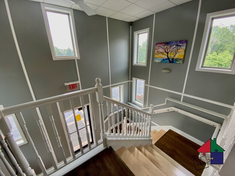 More Photos Of 654 Granger Rd, Barre Office For Sale