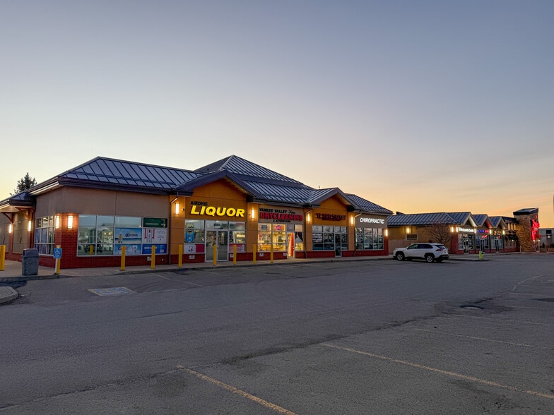 More Photos Of 960 Yankee Valley Blvd SE, Airdrie General Retail For Lease