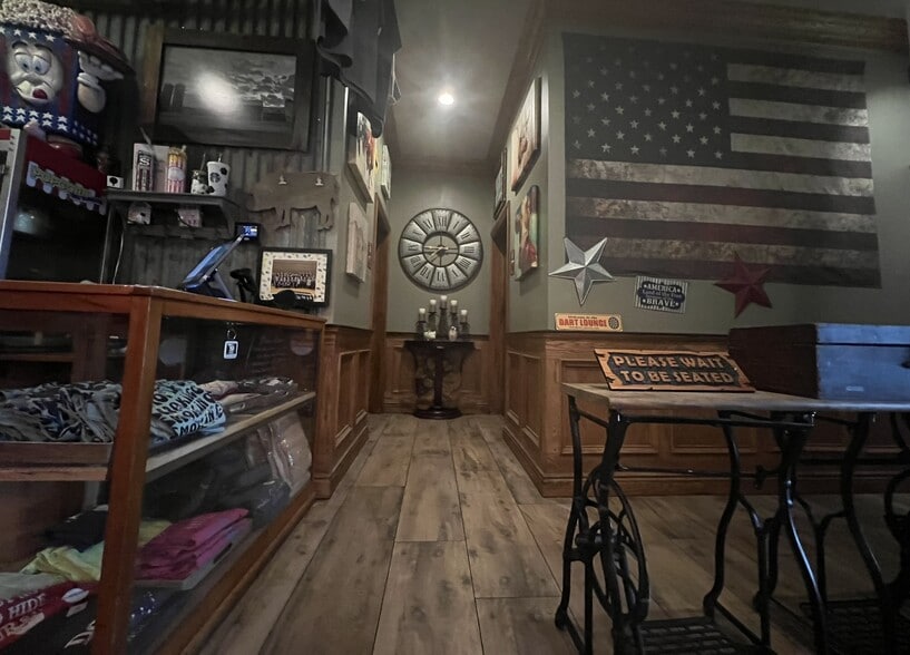 More Photos Of 49 Oakland Ave, Warwick Restaurant For Sale