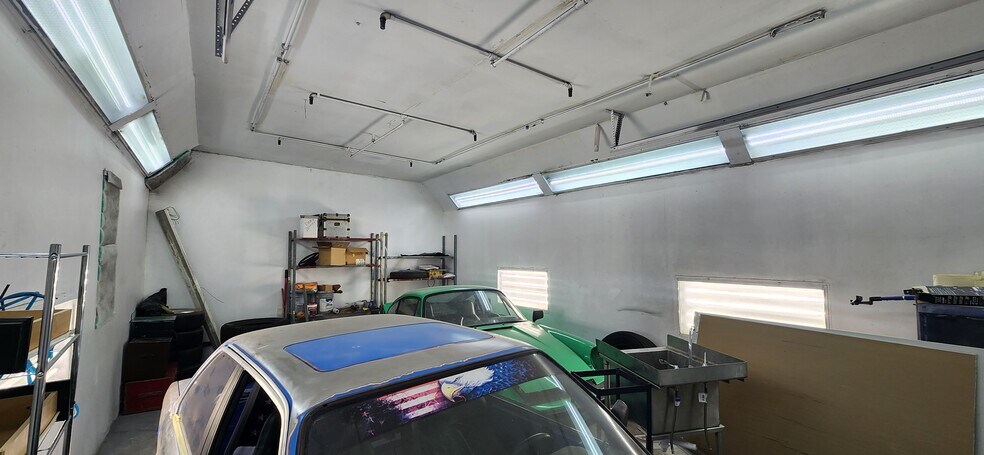 More Photos Of 3137-3141 S Main St, Salt Lake City Service For Sale