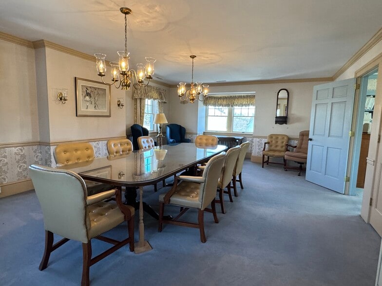 More Photos Of 169 Old Zion Rd, North East Office Residential For Sale