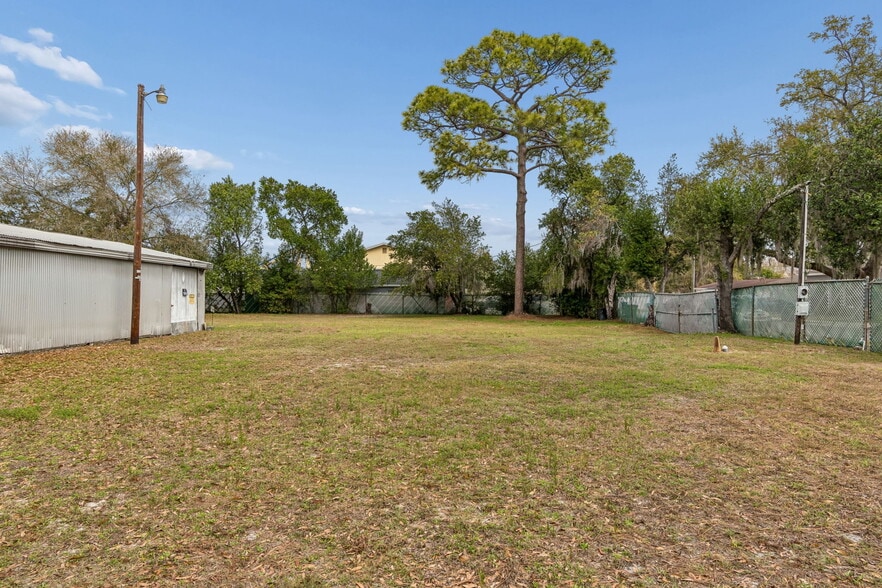 More Photos Of 8710 Greenwood Ave, Tampa Auto Repair For Sale