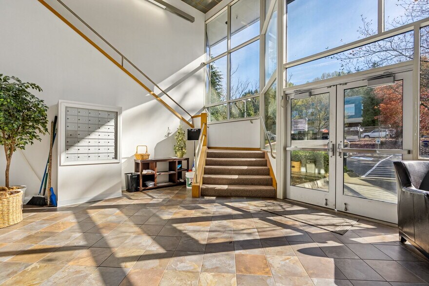 More Photos Of 20205 144th Ave NE, Woodinville Light Manufacturing For Sale