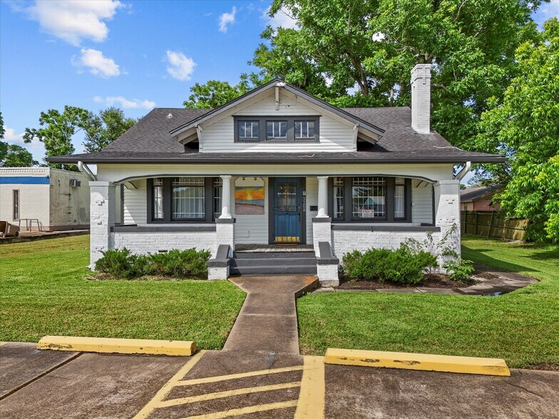 More Photos Of 3208 Highway 3, Dickinson Office Residential For Sale