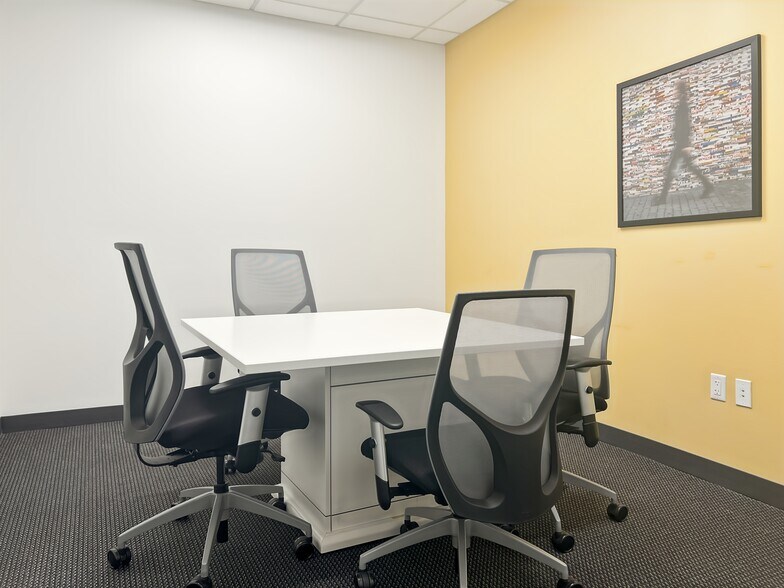 More Photos Of 830 Morris Tpke, Short Hills Coworking Space