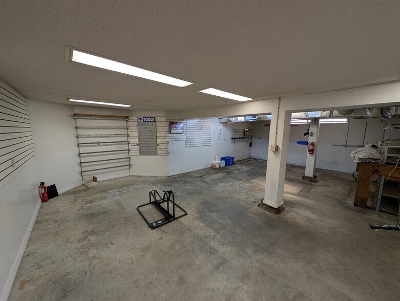 More Photos Of 55 W Housatonic St, Pittsfield Storefront Retail Office For Sale