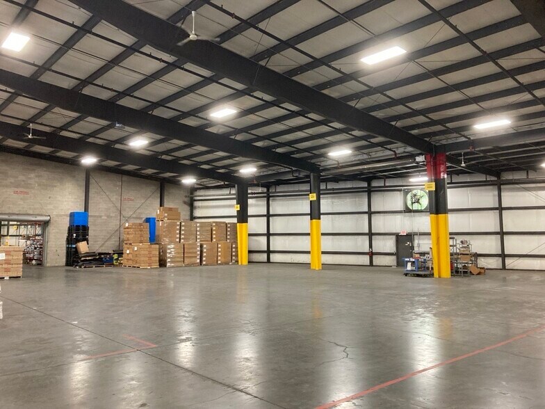 More Photos Of 803-815 Park Ave, Murfreesboro Warehouse For Lease