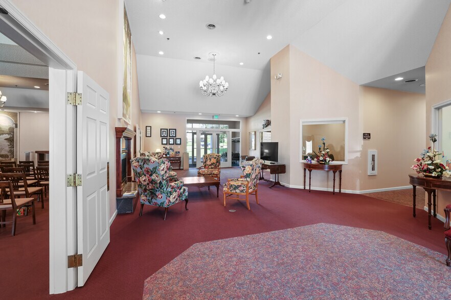 More Photos Of 16394 Glory Ln, Eden Prairie Funeral Home For Sale