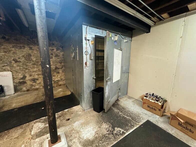 More Photos Of 115 S Main St, Chelsea Storefront Retail Office For Lease