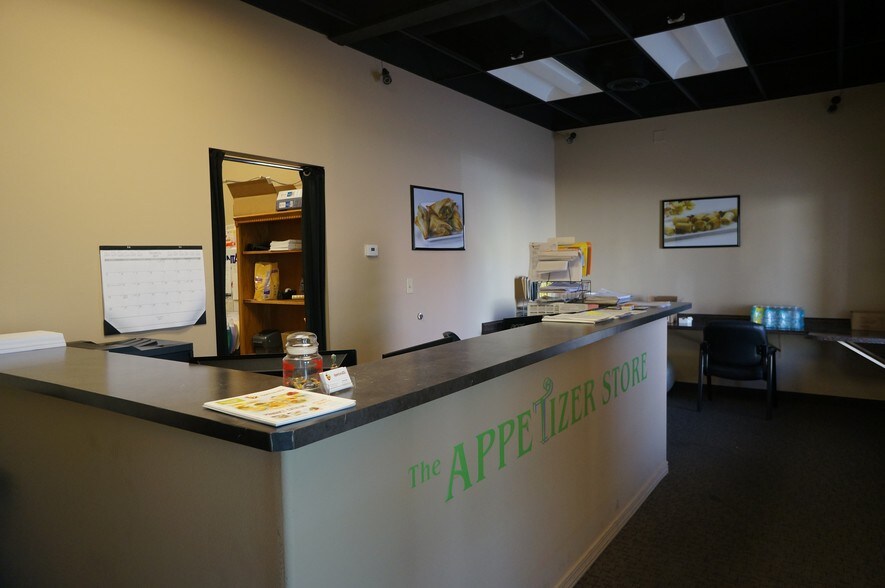 More Photos Of 7750 E Redfield Dr, Scottsdale Distribution For Lease