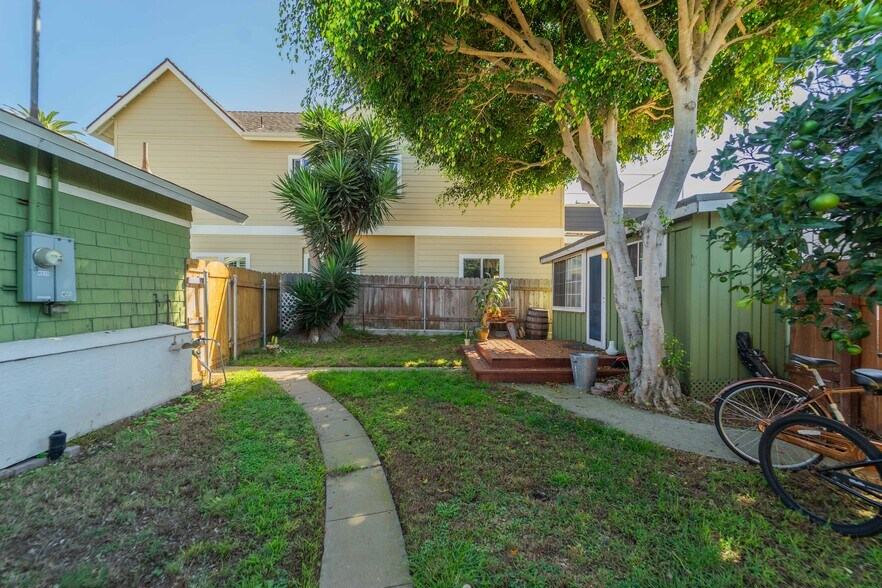 More Photos Of 4937 4937-39 Muir, San Diego Apartments For Sale
