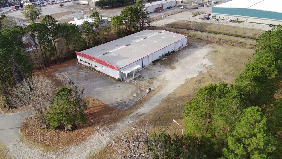 More Photos Of 41 Artley Rd, Savannah Warehouse For Lease