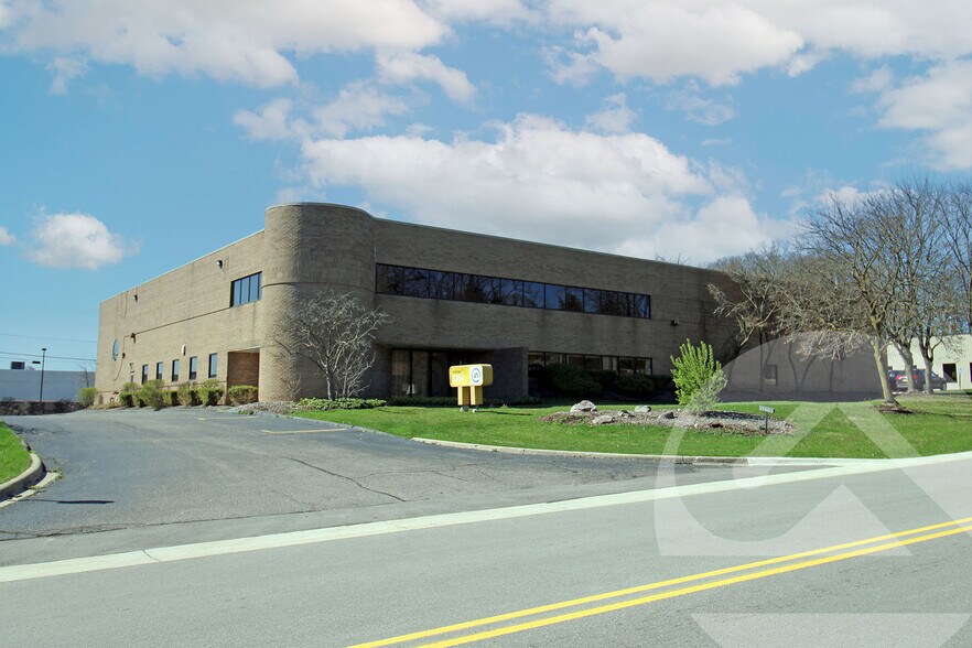 More Photos Of 37483 Interchange Dr, Farmington Hills Industrial For Sale