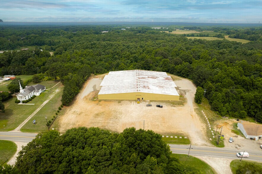 More Photos Of 619 N Main St, Warrenton Warehouse For Lease