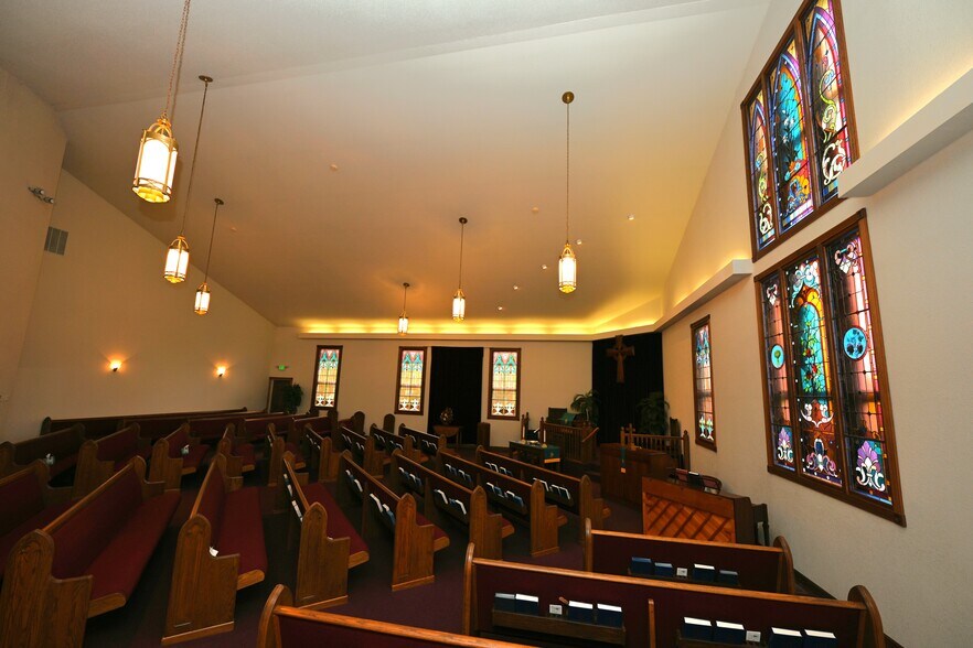 More Photos Of 77 E 50 N, Winamac Religious Facility For Sale