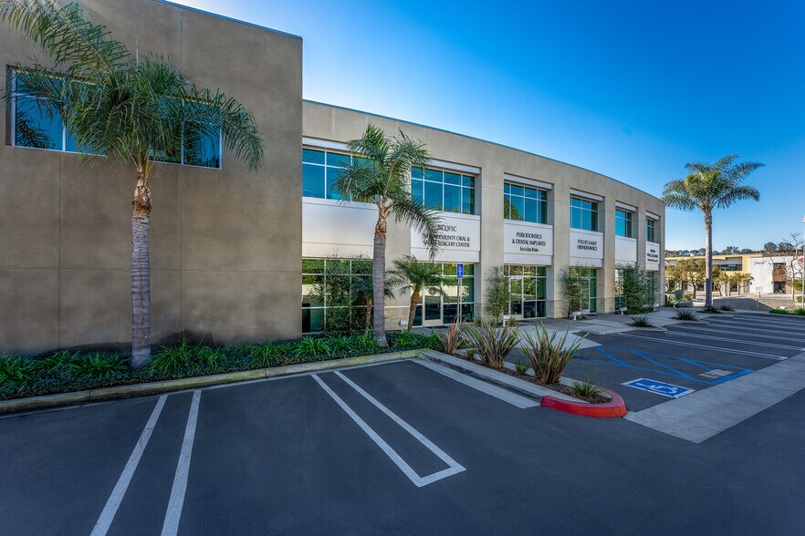 More Photos Of 761 Garden View Ct, Encinitas Office For Lease