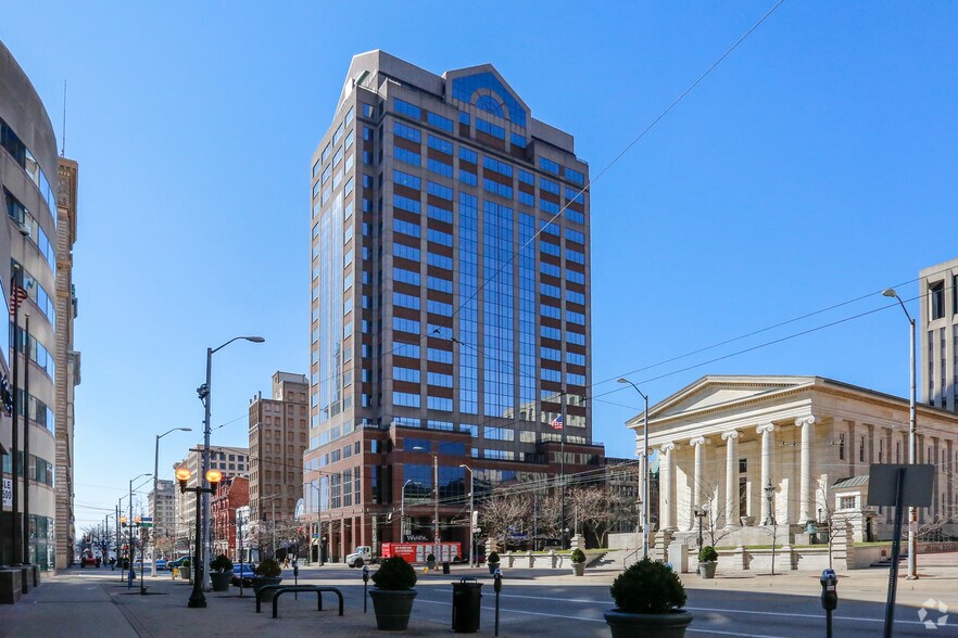 More Photos Of 1 S Main St, Dayton Office For Lease