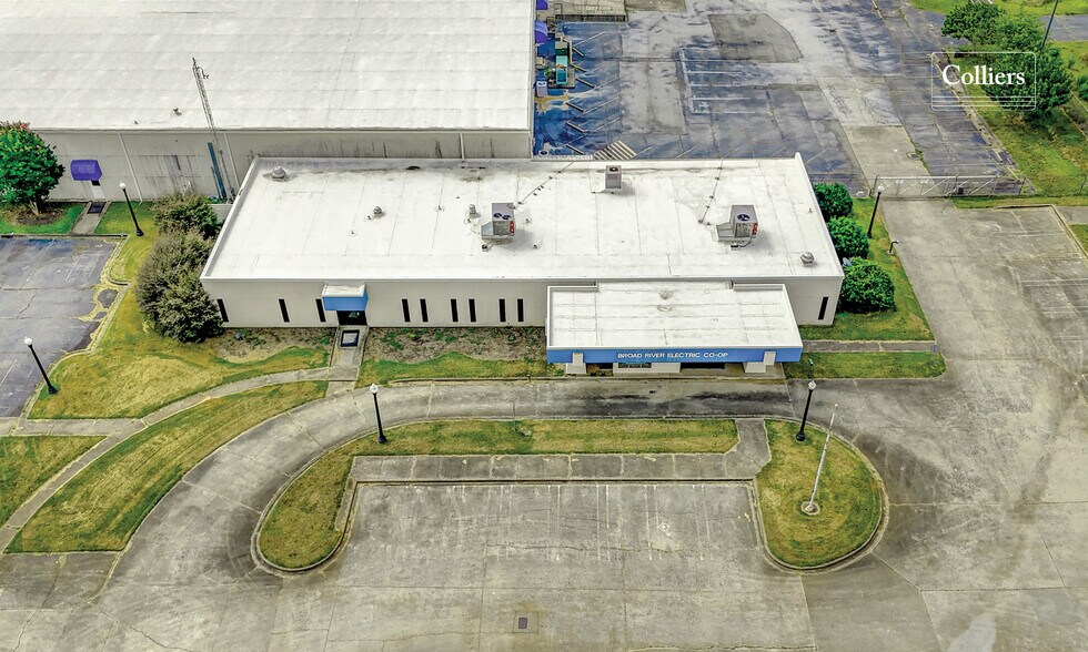 More Photos Of 811 Hamrick St, Gaffney Warehouse For Sale