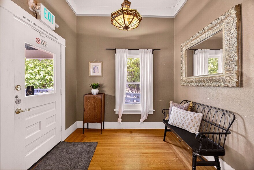 More Photos Of 1050 Esplanade, Chico Multifamily For Sale