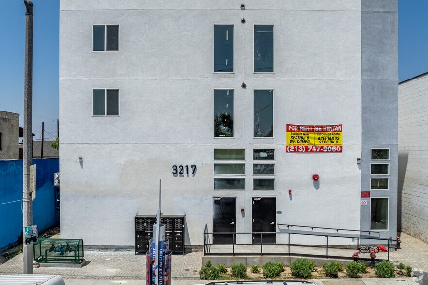 More Photos Of 3217 S Central Ave, Los Angeles Apartments For Sale