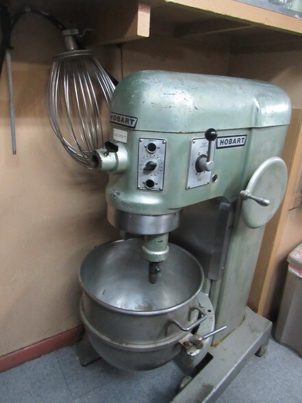 More Photos Of 102 N Hill St, Griffin Restaurant For Sale