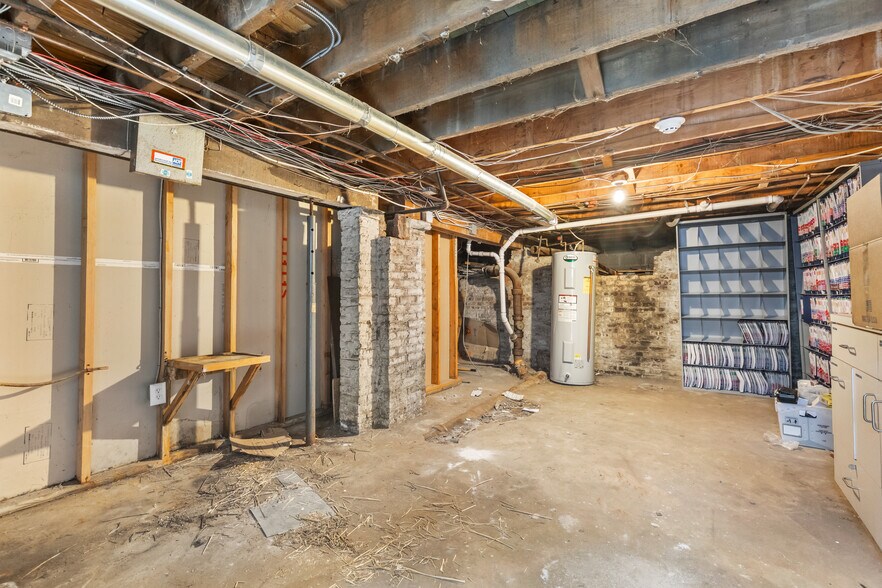 More Photos Of 297 16th Ave, Newark Land For Sale