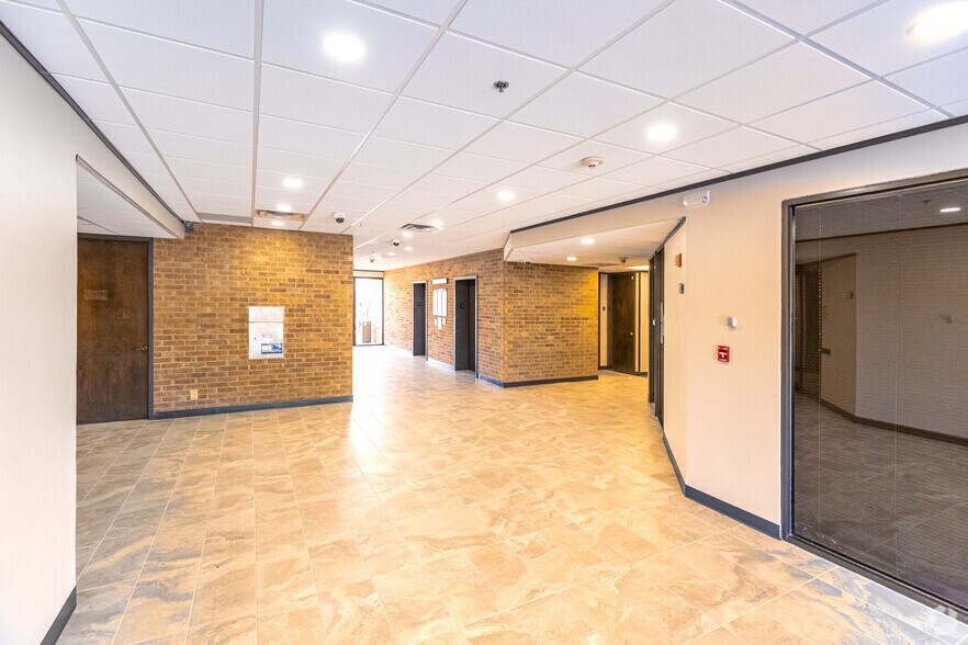 More Photos Of 314 E Highland Mall Blvd, Austin Office For Lease