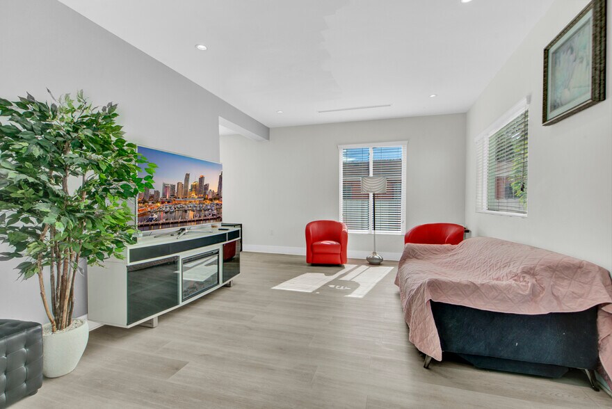 More Photos Of 2900 SW 4th St, Miami Apartments For Sale