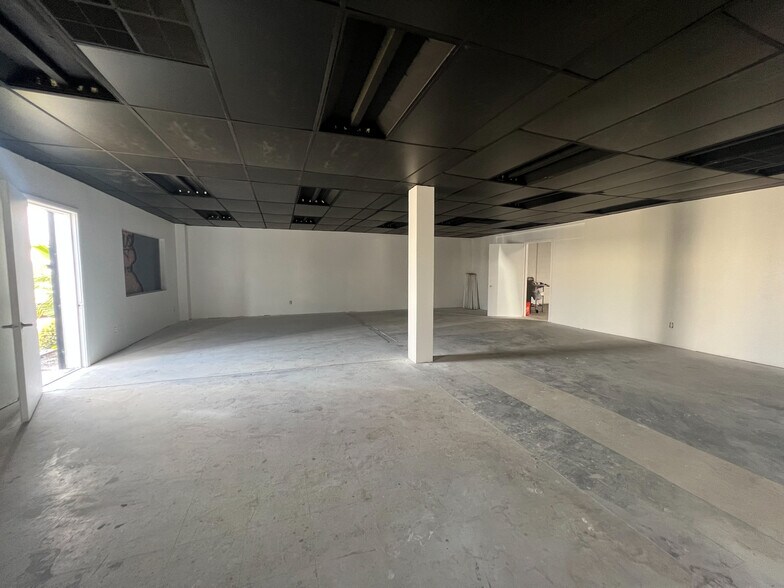 More Photos Of 1110-1112 E Ash Ave, Fullerton Manufacturing For Lease