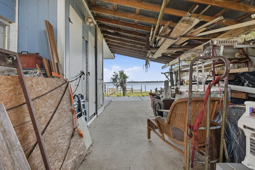 More Photos Of 400 Lakeshore Dr, Eustis Specialty For Sale