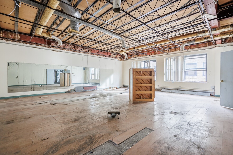 More Photos Of 536-542 E Main St, Rochester Theater Concert Hall For Sale