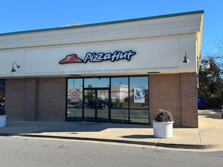 More Photos Of 2299 Johns Hopkins Rd, Gambrills General Retail For Lease