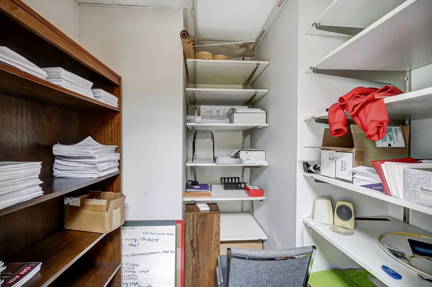 More Photos Of 150 E South College St, Yellow Springs Research And Development For Sale