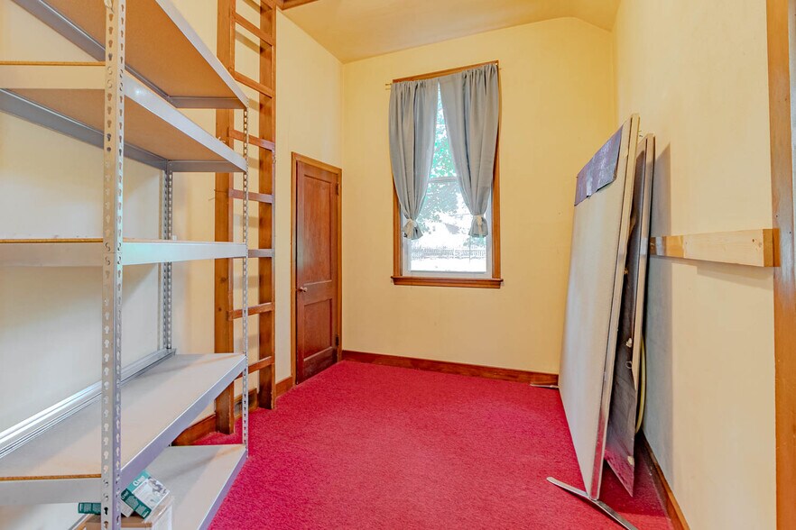 More Photos Of 2090 Halfmoon Valley Rd, Port Matilda Schools For Sale