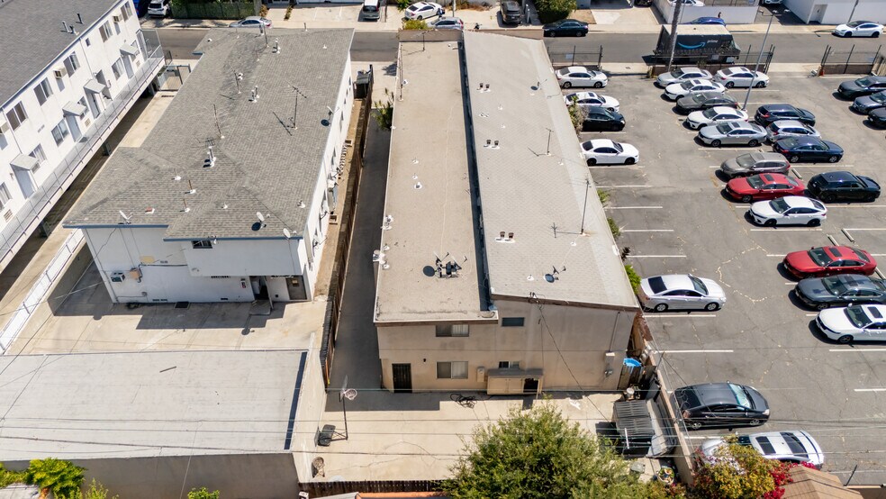 More Photos Of 1133 Wilcox Pl, Los Angeles Apartments For Sale