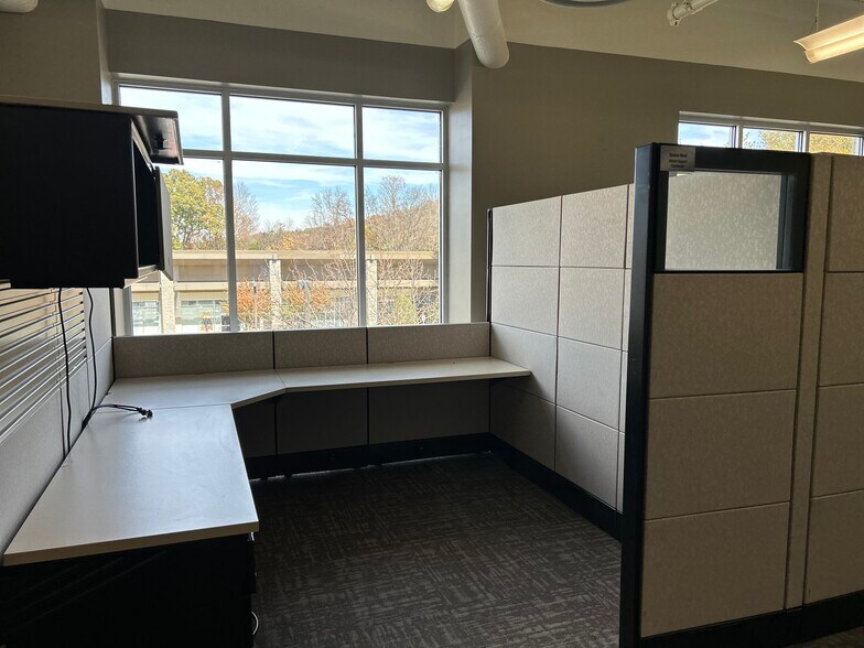 More Photos Of 310 Billingsly Ct, Franklin Medical For Sale