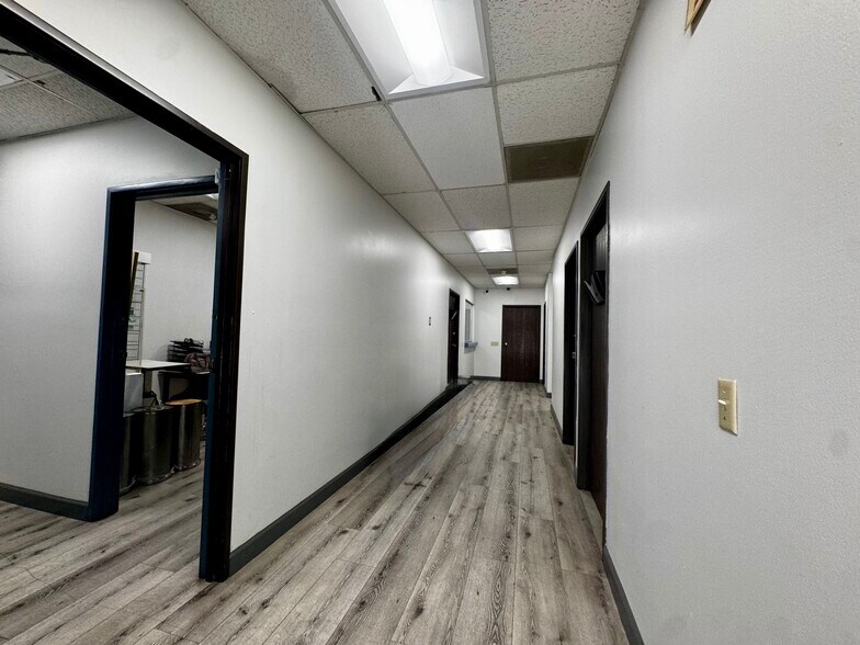 More Photos Of 4401-4405 S Vermont Ave, Los Angeles Medical For Lease